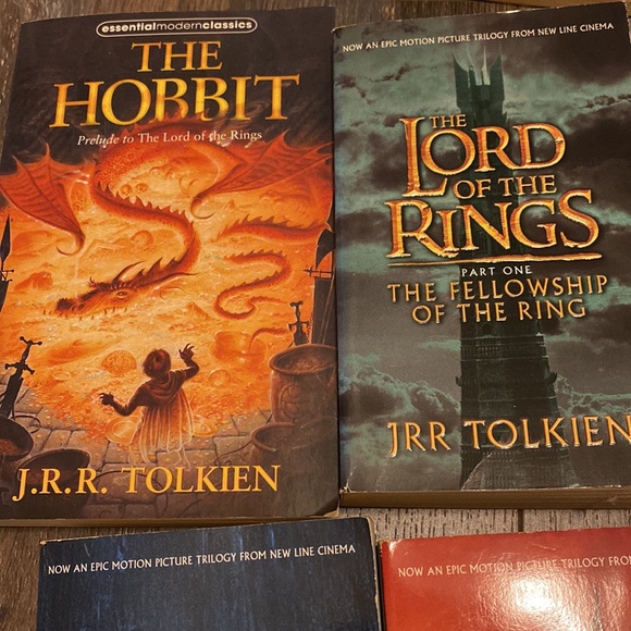 4 JRR Tolkien books - Picture 3 of 3